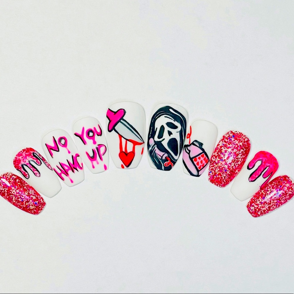 Ghostface “No you hang up” Nailz 💕📞